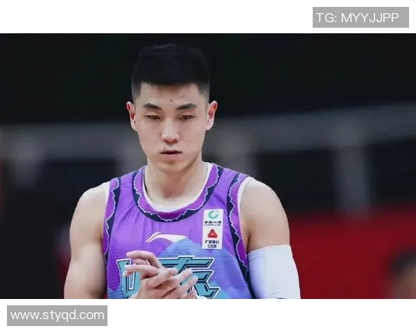 高诗岩：从篮球新星到职业生涯的辉煌之路与未来展望